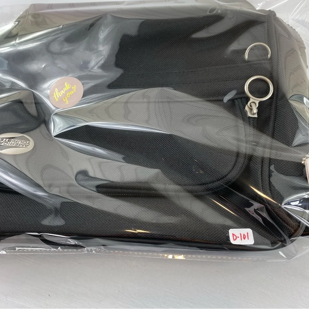 NWOT American Tourister Black Messenger Carryon‎ Bag